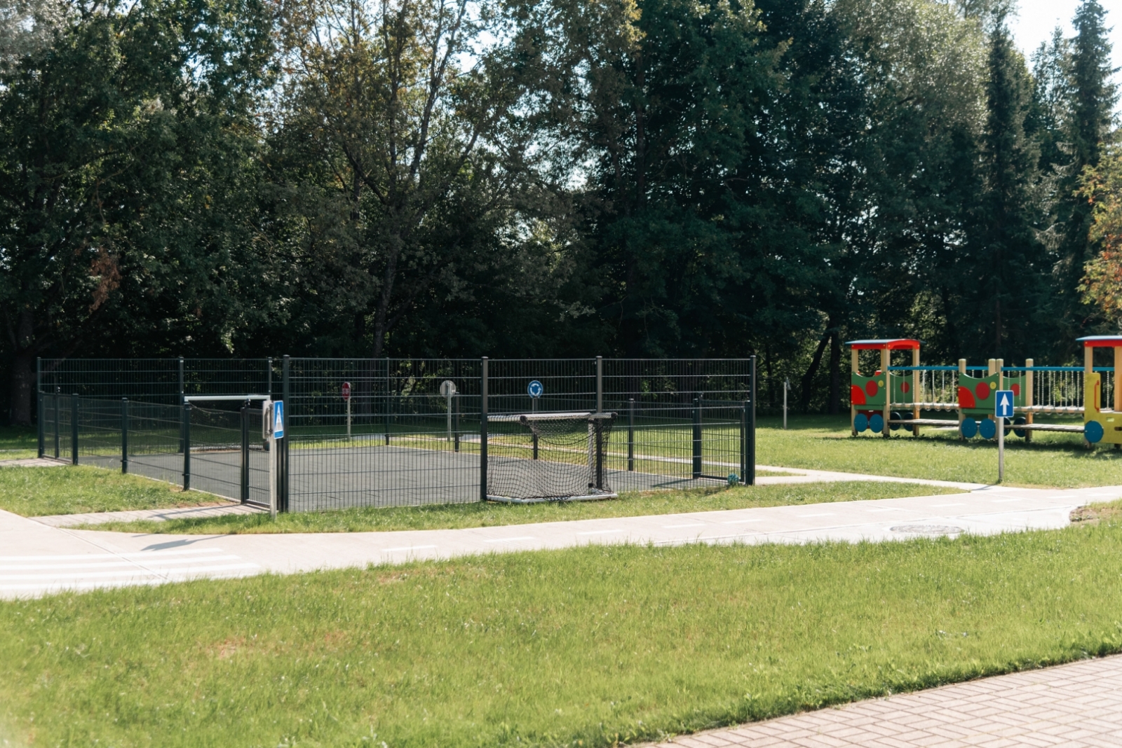 Projekts “Bērnudārza “Pasaciņa” rotaļu laukumu būvniecības dokumentācijas izstrāde un būvdarbi”.