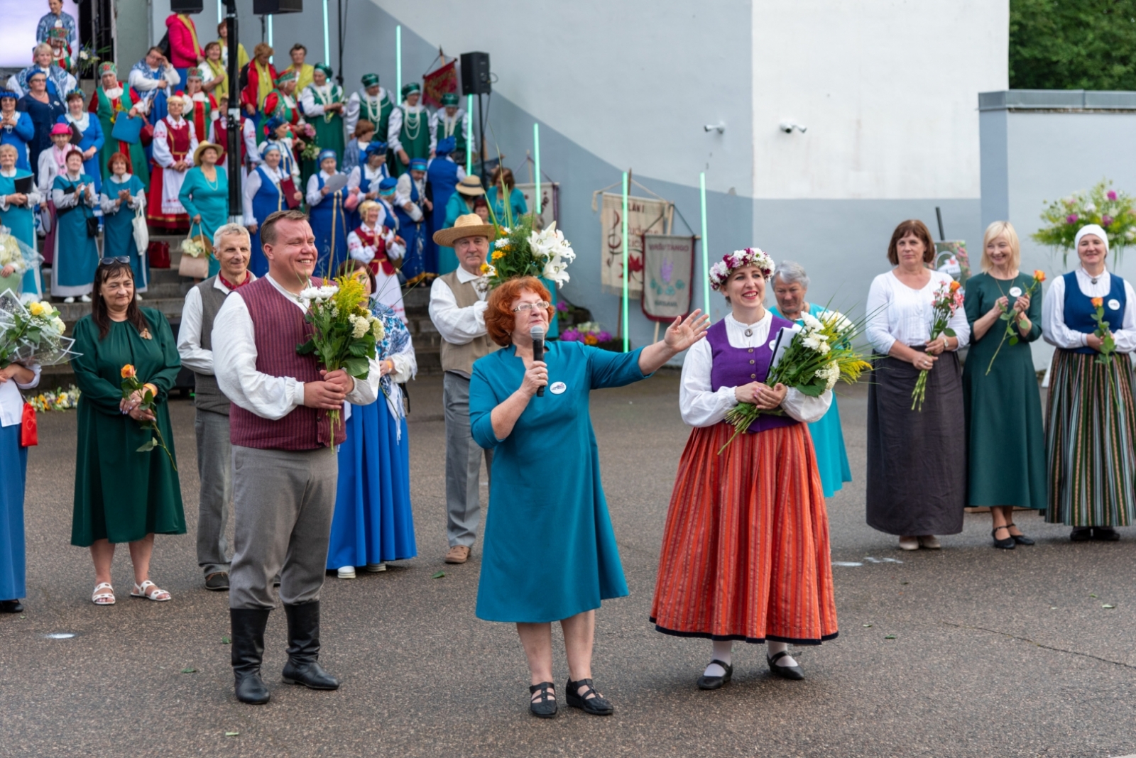 XIX Latgales novada senioru dziesmu un deju svētku festivāls “Ūgu maize”