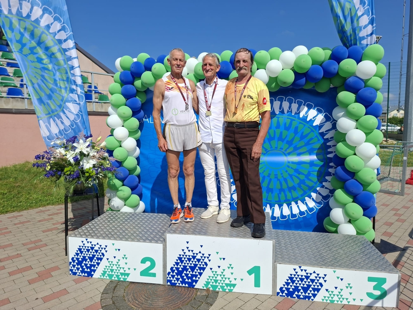Preiļu novada vecmeistariem 14 medaļas LSVS 63. sporta spēlēs vieglatlētikā