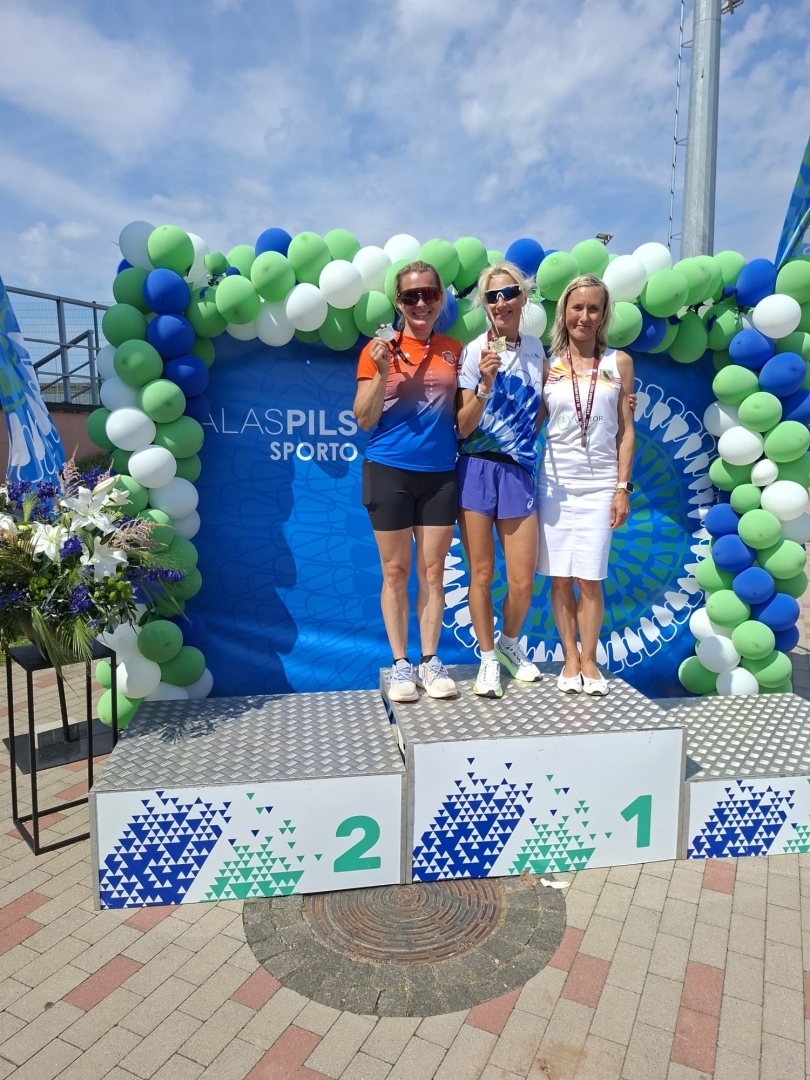 Preiļu novada vecmeistariem 14 medaļas LSVS 63. sporta spēlēs vieglatlētikā