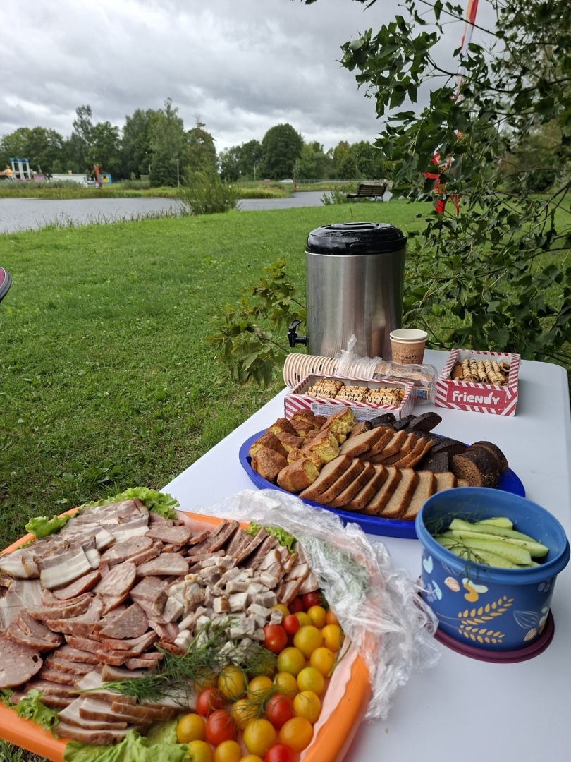 Vējainie sporta svētki Preiļu pludmalē