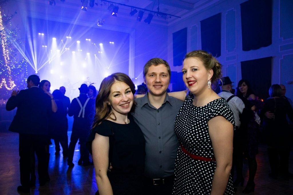 gada-liela-balle-cabaret-nakts-pieskariens-foto-lauris-uzulniks-015-1024x683.jpg