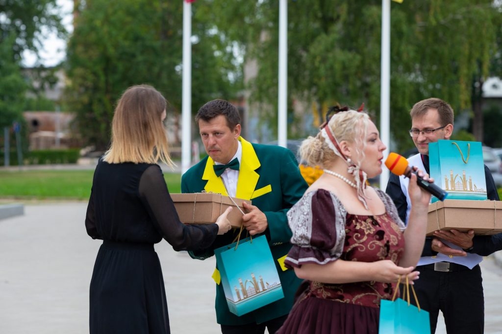 jauniesu-puteju-orkestris-un-svetku-banitis-foto-v-agurjanovs-030-1024x683.jpg