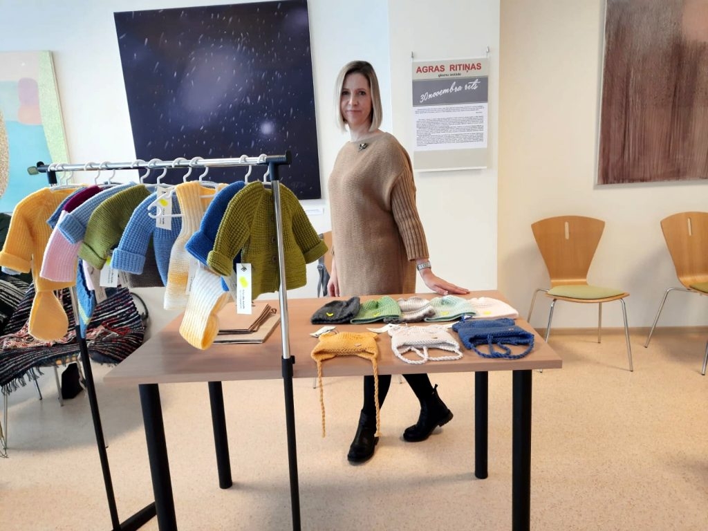 keramikas-radosas-meistarklases-un-pop-up-tirdzins-preilos-001-1024x768.jpg