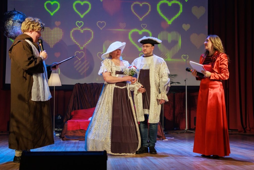 koncertsovs-valentindienas-noskanas-precetie-pret-brivajiem-riebinu-kulturas-nama-foto-v-agurjanovs-065-1024x685.jpg