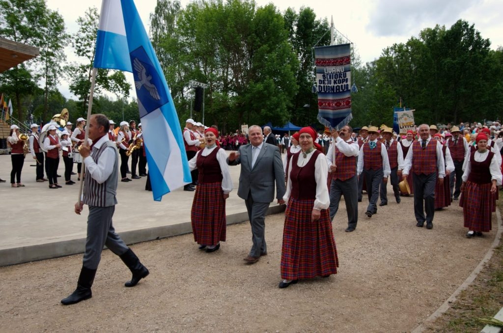 latgales-novada-17-senioru-dziesmu-un-deju-festivals-046-1024x678.jpg