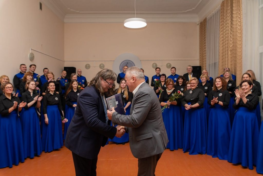 preilu-novada-skolotaju-kora-latgale-50-gadu-jubilejas-koncerts-foto-v-agurjanovs-083-1024x683.jpg