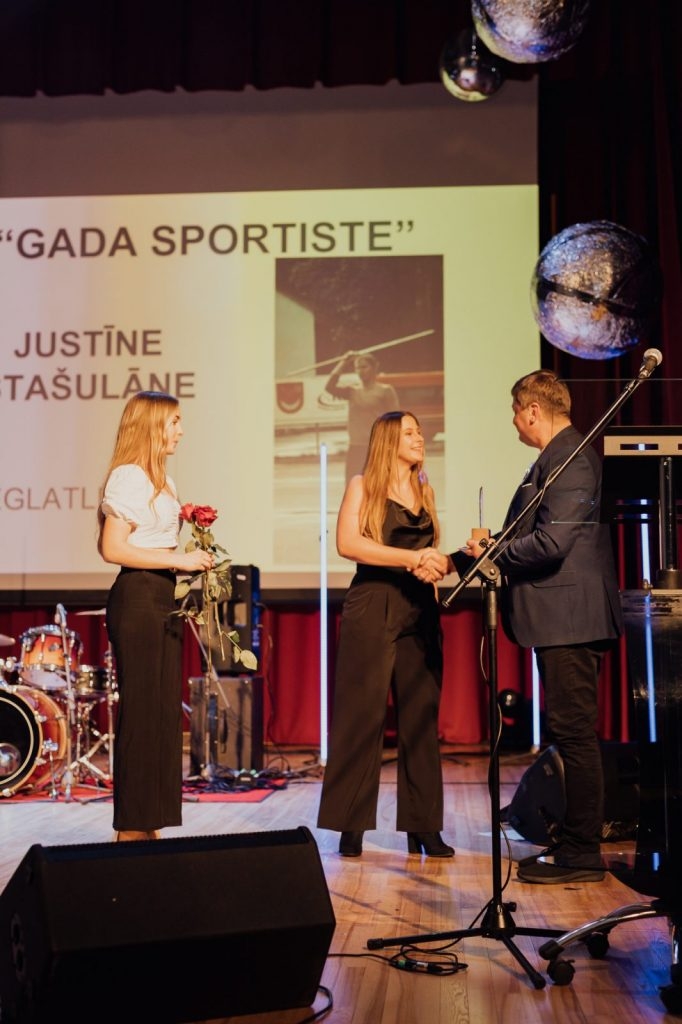 preilu-novada-sporta-laureats-2022-foto-r-klaucans-038-682x1024.jpg