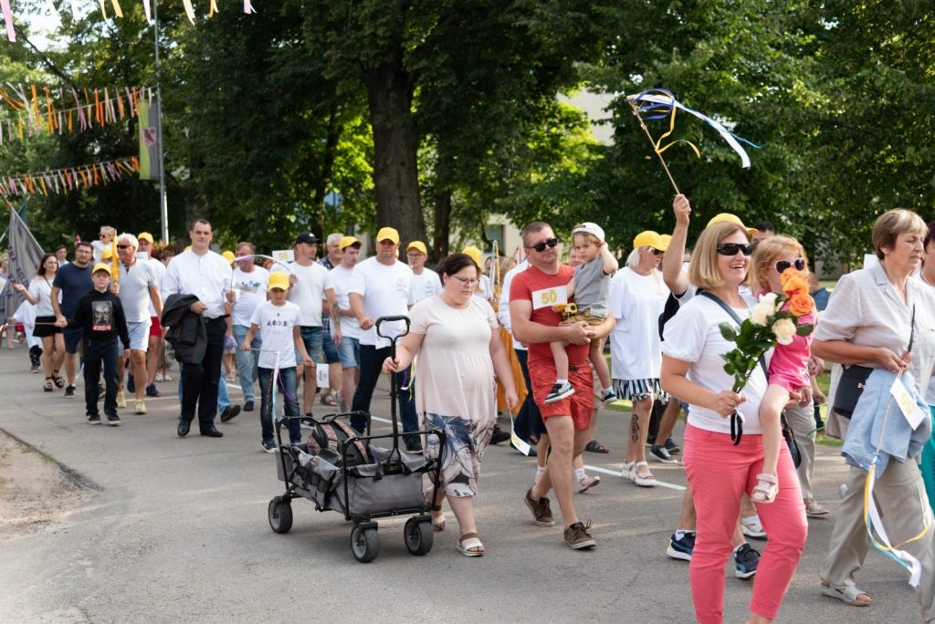 preilu-novada-svetku-gajiens-foto-l-uzulniks-024-1024x684.jpg
