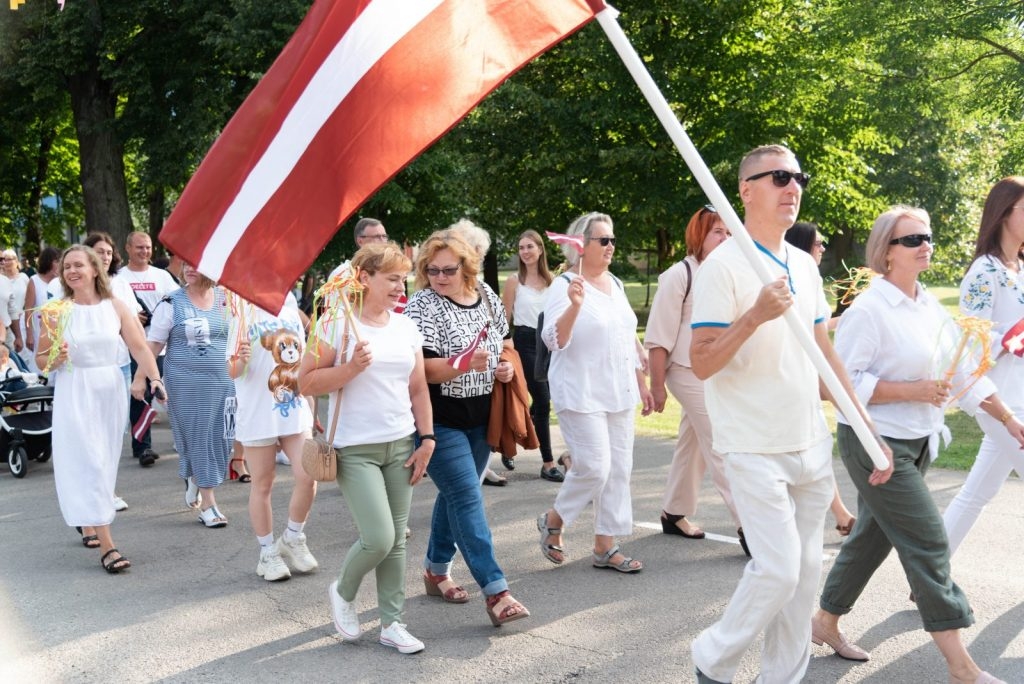 preilu-novada-svetku-gajiens-foto-l-uzulniks-044-1024x684.jpg