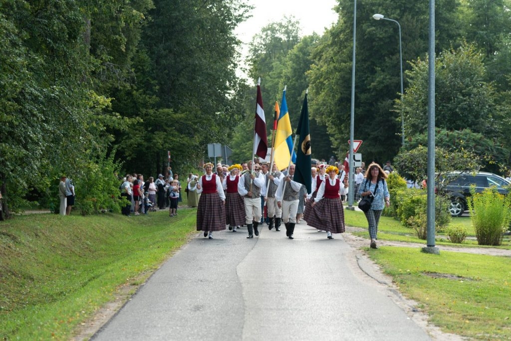 preilu-novada-svetku-gajiens-foto-l-uzulniks-057-1024x684.jpg