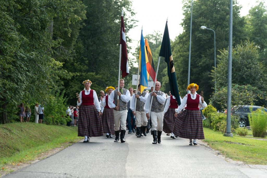 preilu-novada-svetku-gajiens-foto-l-uzulniks-058-1024x684.jpg