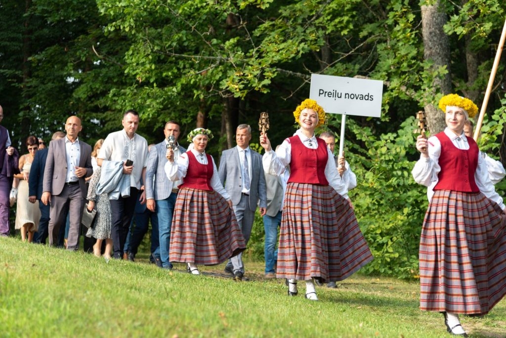 preilu-novada-svetku-gajiens-foto-l-uzulniks-067-1024x684.jpg