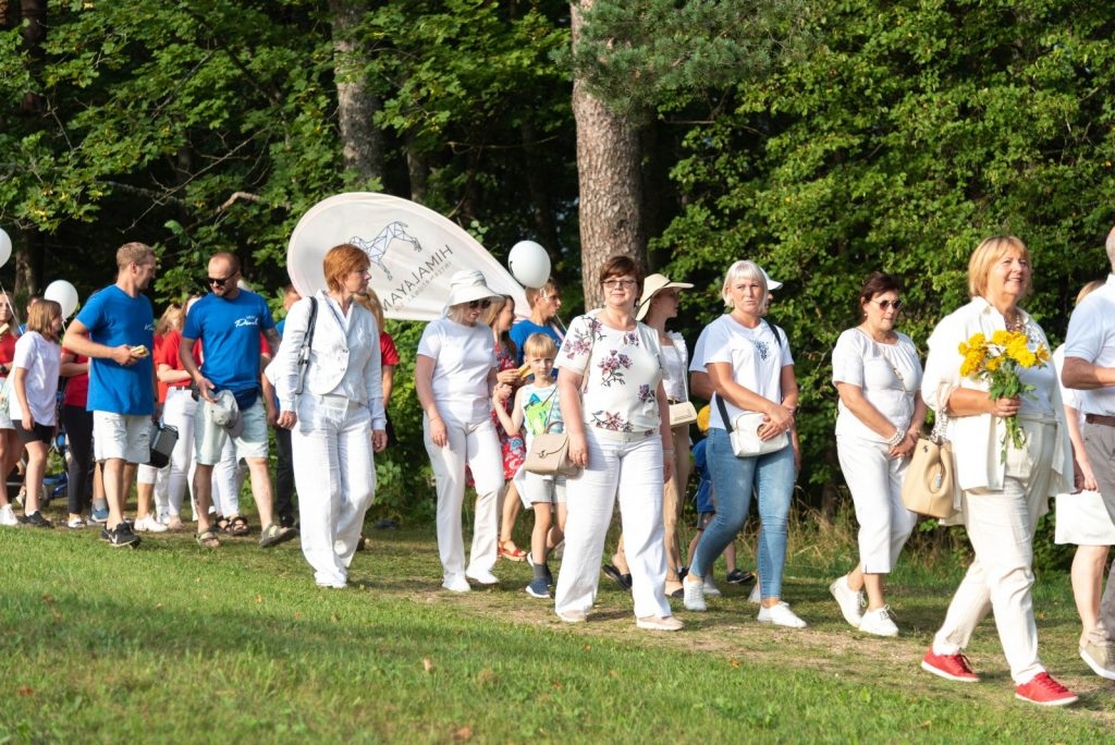 preilu-novada-svetku-gajiens-foto-l-uzulniks-095-1024x684.jpg