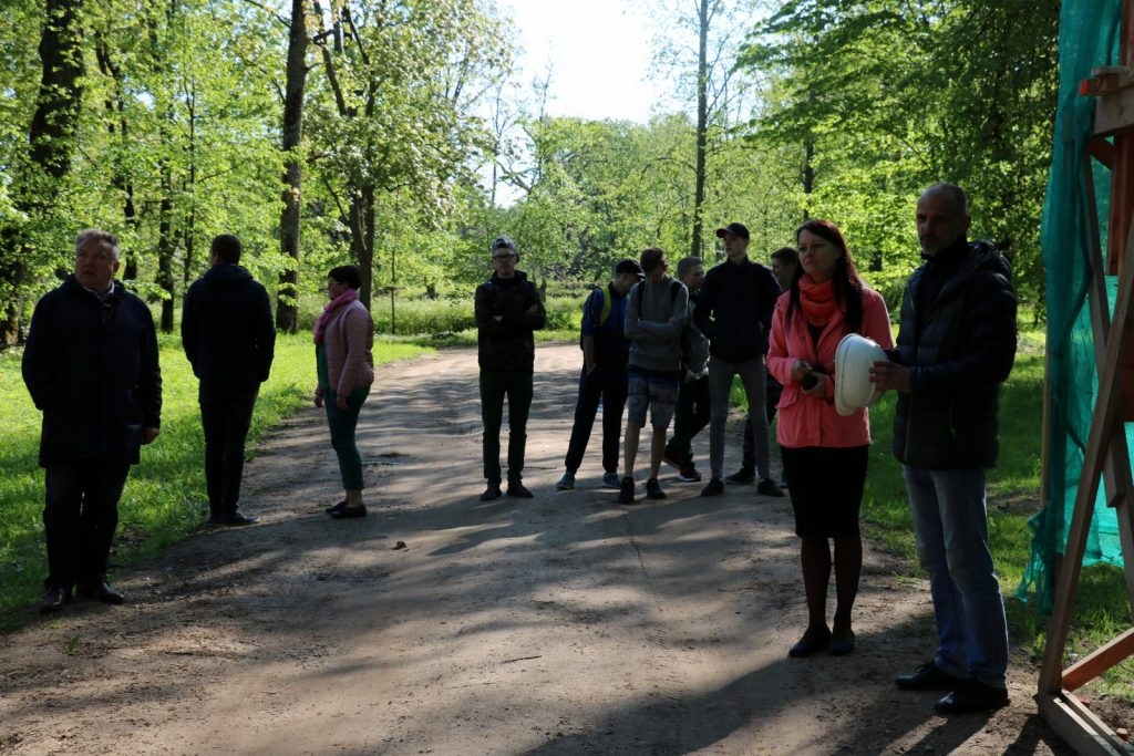 restauracijas-apmacibas-meistarklase-preilu-parka-foto-jolanta-upeniece-023-1024x683.jpg