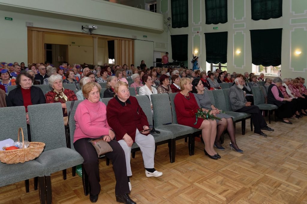 senioru-dienas-sarikojums-foto-gunars-vilcans-001-1024x682.jpg