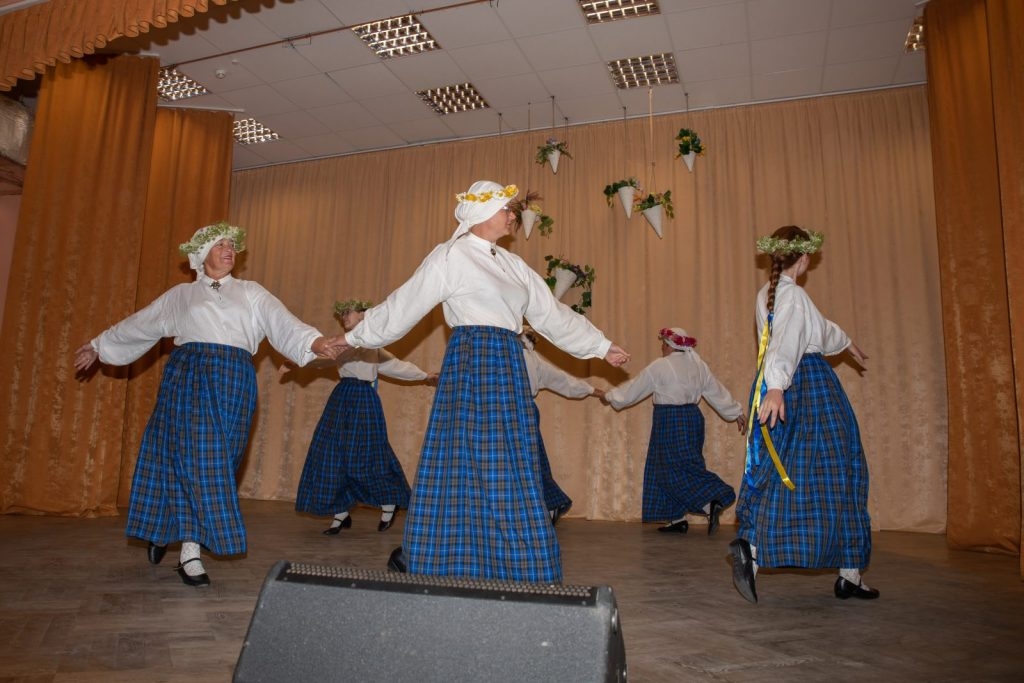 stabulnieku-kn-svetku-koncerts-tava-sirds-ir-tavas-majas-009-1024x683.jpg