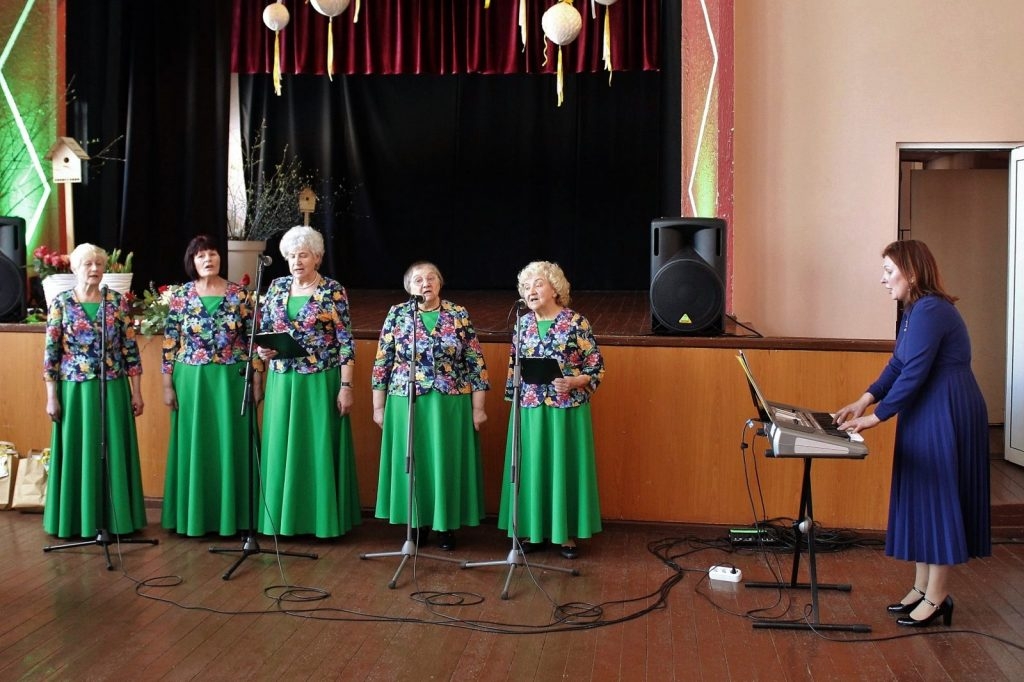 starptautiskajai-sieviesu-dienai-veltits-koncerts-silajanos-foto-n-mortukans-016-1024x682.jpg