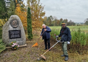 Oktobris izcilā komponista Jāņa Ivanova zīmē