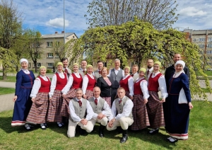 Dejotāji Preiļu un Līvānu novadu deju kolektīvu skatē