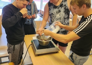 Riebiņu novada biedrība “Atspulgs L” īsteno projektu nr. MG 24/15 “Veidosim nākotni kopā!”