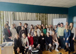 Riebiņu MJIC "Pakāpieni" notika interaktīva darbnīca "Nākotne bez rāmjiem - Tavam talantam nav robežu!"