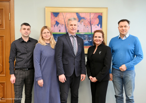 Realizējot projektu “Preiļu novada pašvaldības funkciju īstenošanai un pakalpojumu sniegšanai nepieciešamo bezemisiju transportlīdzekļa iegāde”, pašvaldībai piegādāts M3 kategorijas elektroautobuss