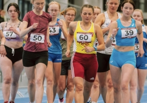 Aizvadīts Latvijas čempionāts soļošanā telpās