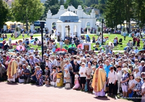 Aglonā aizvadītas Vissvētākās Jaunavas Marijas debesīs uzņemšanas svinības