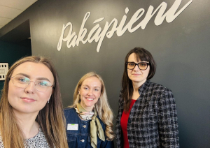Riebiņu MJIC "Pakāpieni" notika interaktīva darbnīca "Nākotne bez rāmjiem - Tavam talantam nav robežu!"