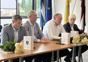 Aizvadīta Latgales plānošanas reģiona pašvaldību vadītāju kopsapulce un Attīstības padomes sēde - par LPRAP priekšsēdētāju ievēlēts Aldis Adamovičs