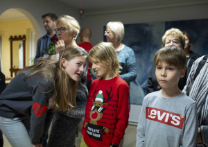Roberta Mūka muzejā Galēnos atklāta Rituma Ivanova personālizstāde “Tikšanās”