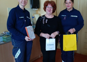 Pensionāru tikšanās ar policijas darbiniekiem