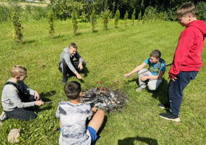 Jauniešu pikniks Riebiņu parkā