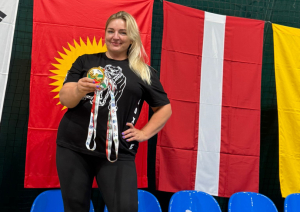 Novadniece Žanna Čingule izcīna zelta medaļu 46. pasaules armvrestlinga čempionātā Bulgārijā