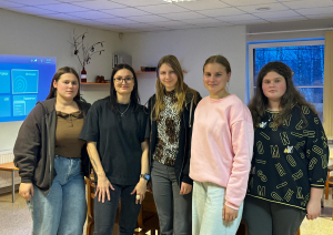 Preiļu novada jaunieši piedalās grafiskā dizaina meistarklasē