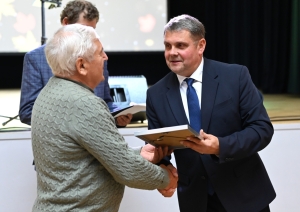 Skolotāju diena godināti Preiļu novada pedagogi