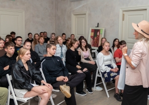 Preiļu pilī aizvadīta lēmumu pieņēmēju, pašvaldības speciālistu diskusija ar jauniešiem “Kafija ar Politiķiem”