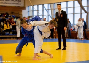 Preiliete Sofija Gžibovska izcīna Latvijas čempiones titulu džudo