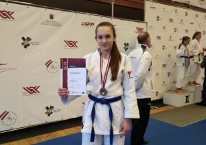 Preiliete Sofija Gžibovska izcīna Latvijas čempiones titulu džudo