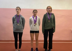 Preiļu novada sportistiem Ziemas čempionātā vieglatlētikā izcīnītas 33 godalgas