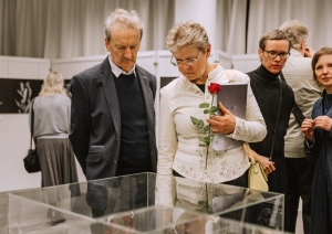 Latgales vēstniecībā GORS aizvadīta godalgas “Jāņa Gleizda balva fotogrāfijā 2024” pasniegšanas ceremonija