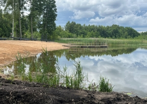 Pelēču ezera krastā izveidota jauna atpūtas vieta