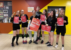 Jāņa Eglīša Preiļu Valsts ģimnāzijas un Preiļu 1. pamatskolas komandas izcīnījušas ceļazīmi uz lielo “top! kauss” finālu pamatskolu grupā