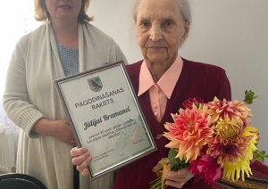 SAC "Aglona" kliente Jūlija Bramane svin 90 gadu jubileju 