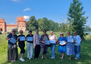 Latvijas un Lietuvas kopīgās un atšķirīgās iezīmes formālajā un neformālajā izglītībā, vecāku un izglītības iestāžu sadarbības pieredze