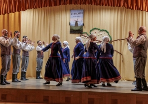 deju-kolektiva-stabulnieki-jubilejas-koncerts-20-pavasari-deja-foto-v-agurjanovs-004-1024x683.jpg