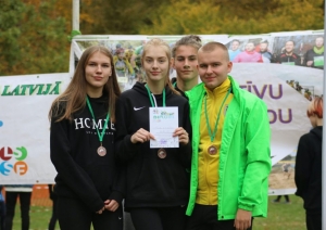 latvijas-skolenu-75-spartakiades-sacensibas-skolu-stafesu-krosa-1-oktobri-023-1024x683.jpg