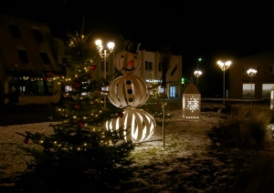 pilsetas-lielas-egles-iedegsana-svetku-laukuma-4-decembri-foto-gunars-vilcans-030-1024x678.jpg