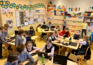 preilu-1-pamatskolas-komanda-igaunija-foto-ieva-babre-002-1024x768.jpg